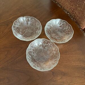 3 Vintage Pasari Indonesia Livia Rose Embossed Glass Bowl & Scalloped Edge